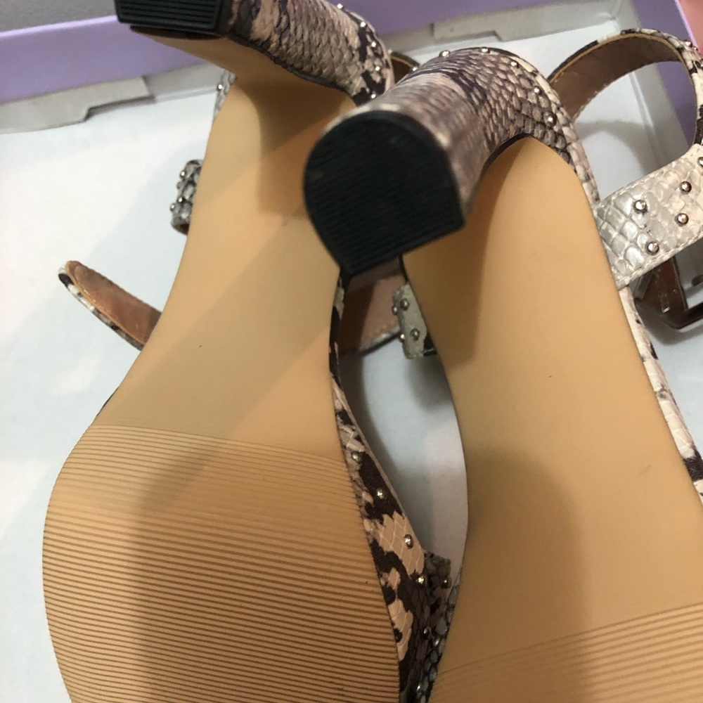 Madden girl shoes 👠 - Picture 3 of 3
